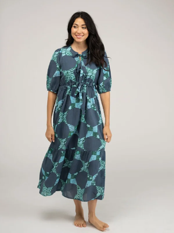 Kit Made Maxi Dress | Navy Star Quilt