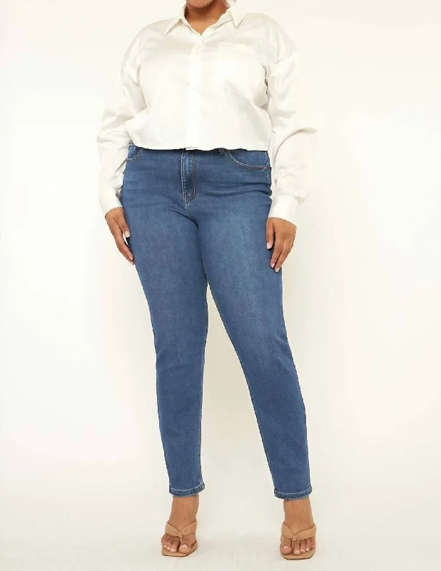 Plus High Rise Cigarette Jeans In Medium Denim